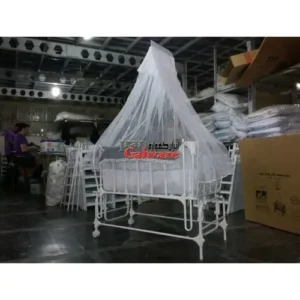 تخت و گهواره برقی کنار مادر سودا