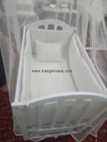 تخت و گهواره کنار مادر ام دی اف