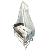 تخت و گهواره برقی کنار مادر سودا