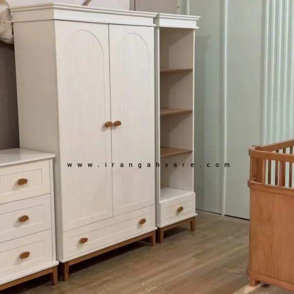 baby-toddler-bed-solid-wood.jpg ست ٤ تيكه تخت نوزاد نوجوان و كمد، دراور و ويترين ايكيايي