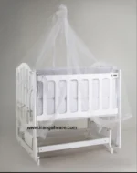 تخت و گهواره کنار مادر ام دی اف