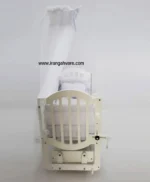 تخت و گهواره کنار مادر ام دی اف