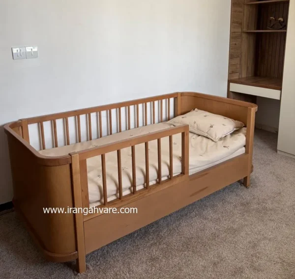 ست تخت و دراور چوبی و حصیری