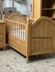 تخت حصیری دو طرف تاج دار