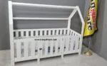 تخت کلبه‌ای چوبی مونته‌سوری با نرده مستطیلی تخت ایمن نوزاد، کودک و نوجوان ایران گهواره