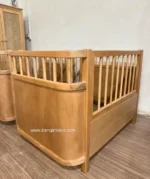 تخت کودک و نوجوان النور