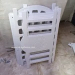 تخت و گهواره کنار مادر ام دی اف