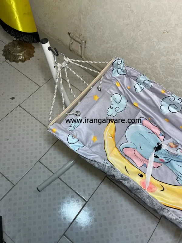 گهواره ننو نوزاد