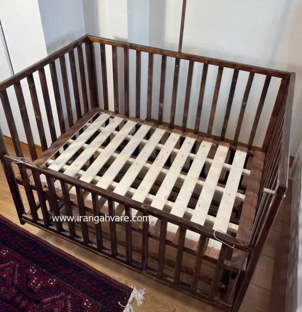 تخت و گهواره چوبی مدل ویکتوریا