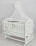 تخت و گهواره کنار مادر ام دی اف