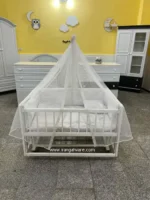 تخت گهواره ای چوبی کنار مادر ایران گهواره مدل نارسیس سایز سبد 100 در 60