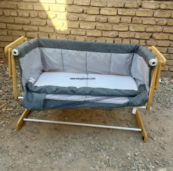 تخت و گهواره کنار مادر میترا چوبی